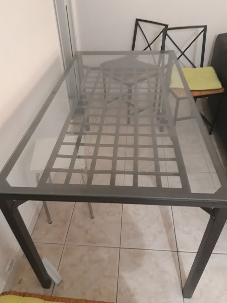 Table de salon � manger fer forg� 80 Cormery (37)