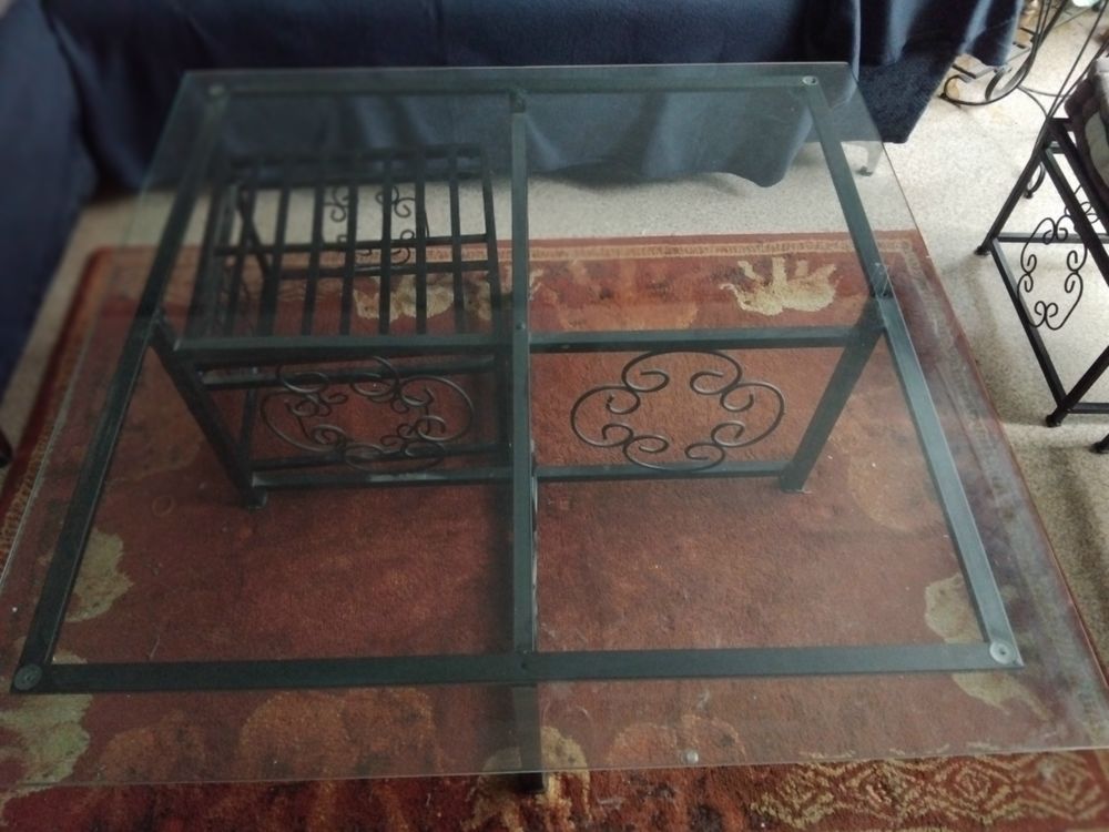 Table de salon plus fauteuil 250 Talant (21)