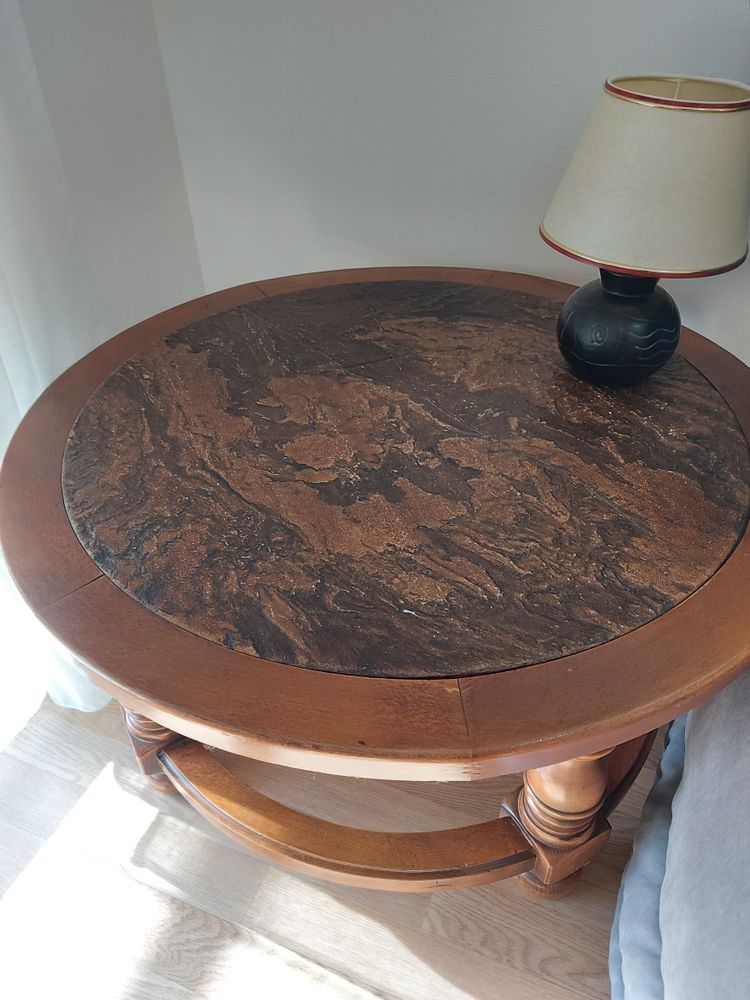 TABLE DE SALON RONDE 1 M HETRE MASSIF,   GRES CENTRAL 250 Saint-Gilles-Croix-de-Vie (85)