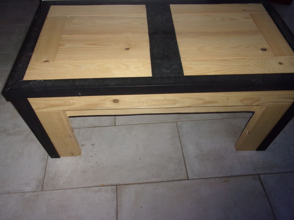 table de salon style industriel bois massif 98 cm de long et 100 Saint-Pierre-de-B�uf (42)