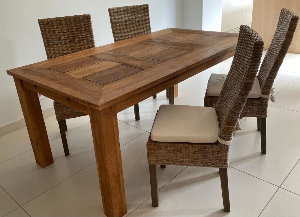 Table de salon Teck massif avec 2 rallonges 350 Meythet (74)