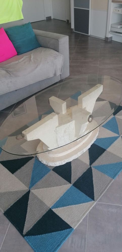 Table de salon en verre, ovale. 35 Saint-Rapha�l (83)