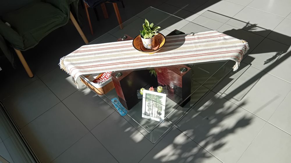 Table de salon verre et bois 
55 Bezannes (51)