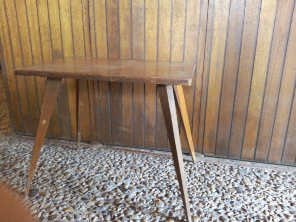 TABLE de SALON VINTAGE Ann�es 70 50 Martignas-sur-Jalle (33)
