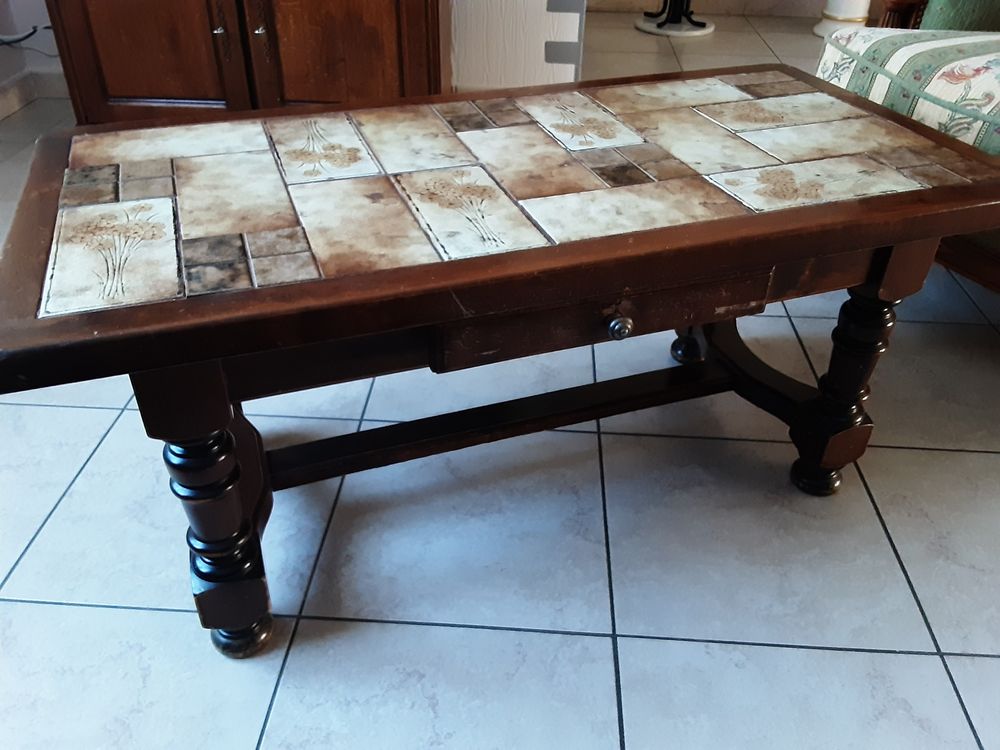 Table salon 20 Moncoutant (79)