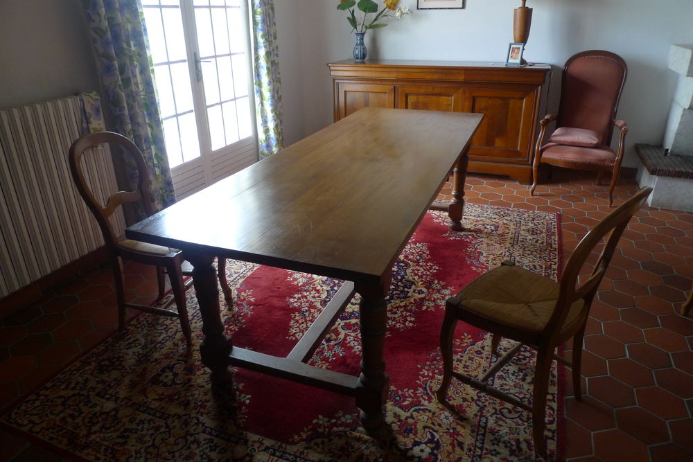 TABLE DE SALON 700 Ouerre (28)