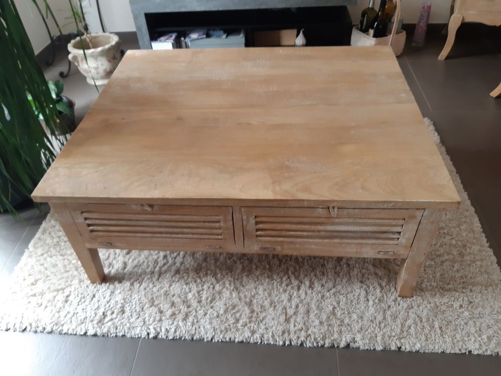 table salon 190 Saint-Maurice-de-Lignon (43)