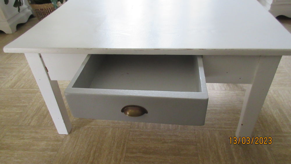 table salon
99 Auriol (13)