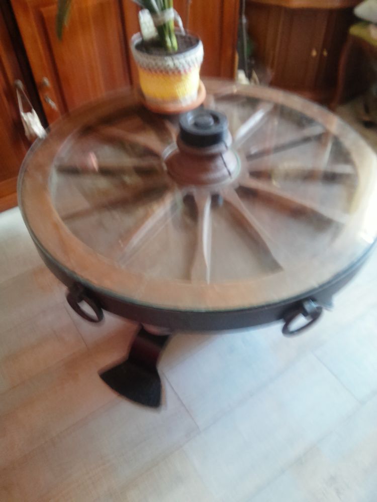 table de salon 700 Roanne (42)