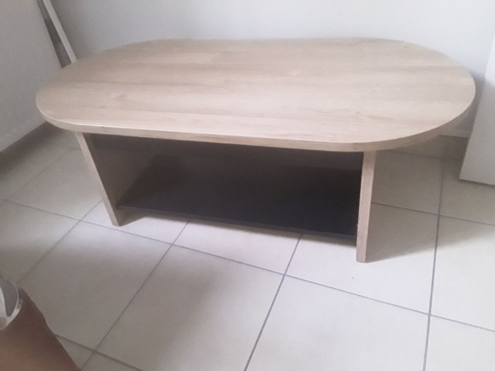 Table de sal�n 35 Saint-Fons (69)