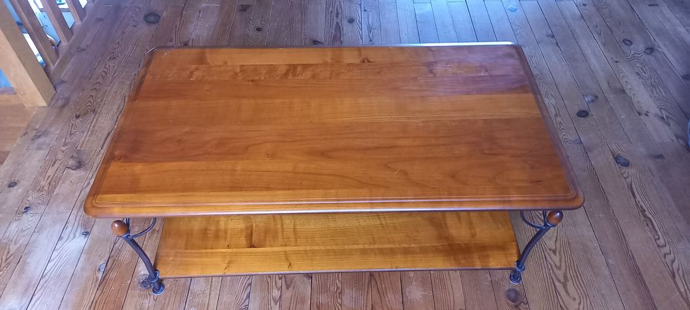 TABLE de SALON 200 Bourges (18)