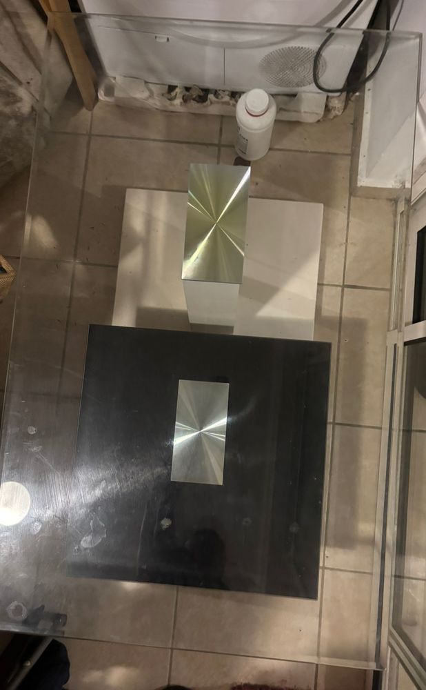 Table de salon 40 Petit-Bourg (97)