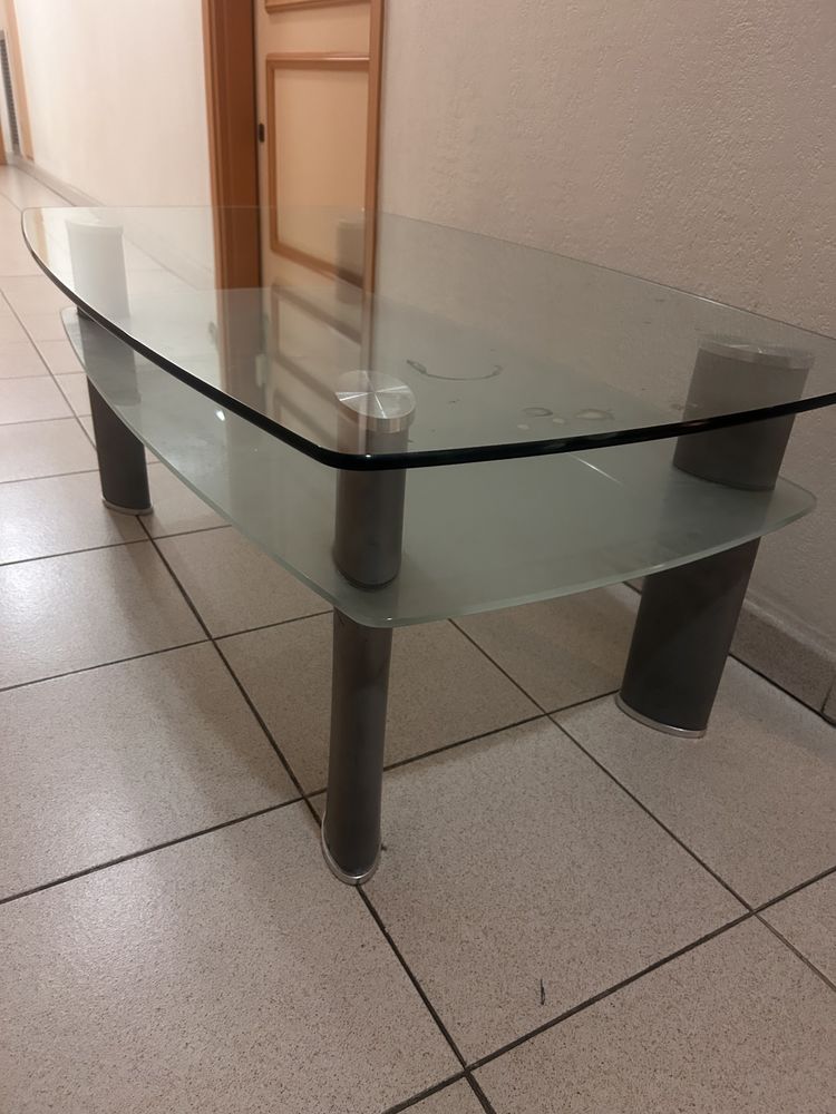 Table de salon 30 Cagnes-sur-Mer (06)