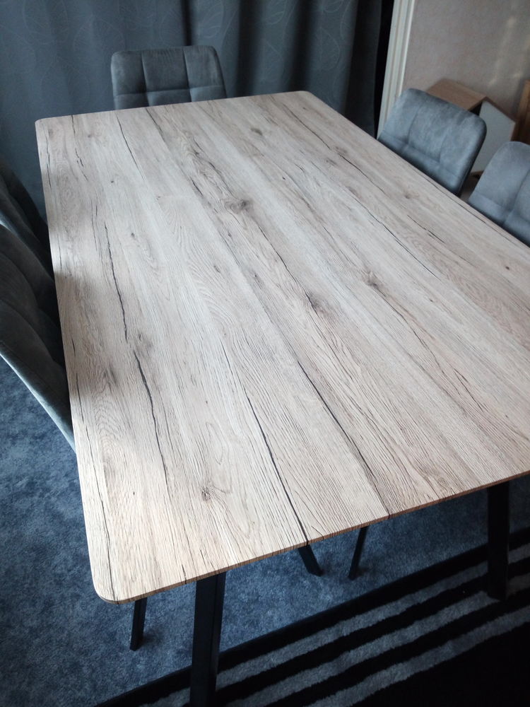 Table savina + 6 chaises 500 H�rouville-Saint-Clair (14)