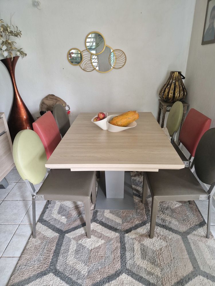 Table de s�jour + 4 chaises 1000 Petit-Bourg (97)