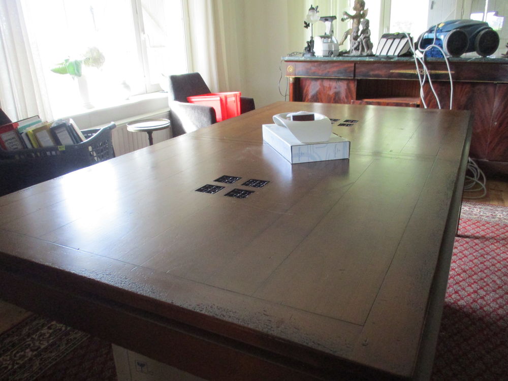 GDE TABLE DE SEJOUR  TECK MASSIF 550 Monestier (24)