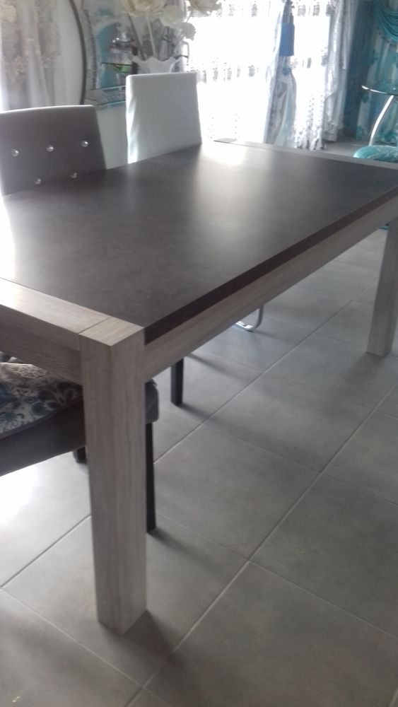 TABLE DE SEJOUR 150 Saint-Maclou (27)