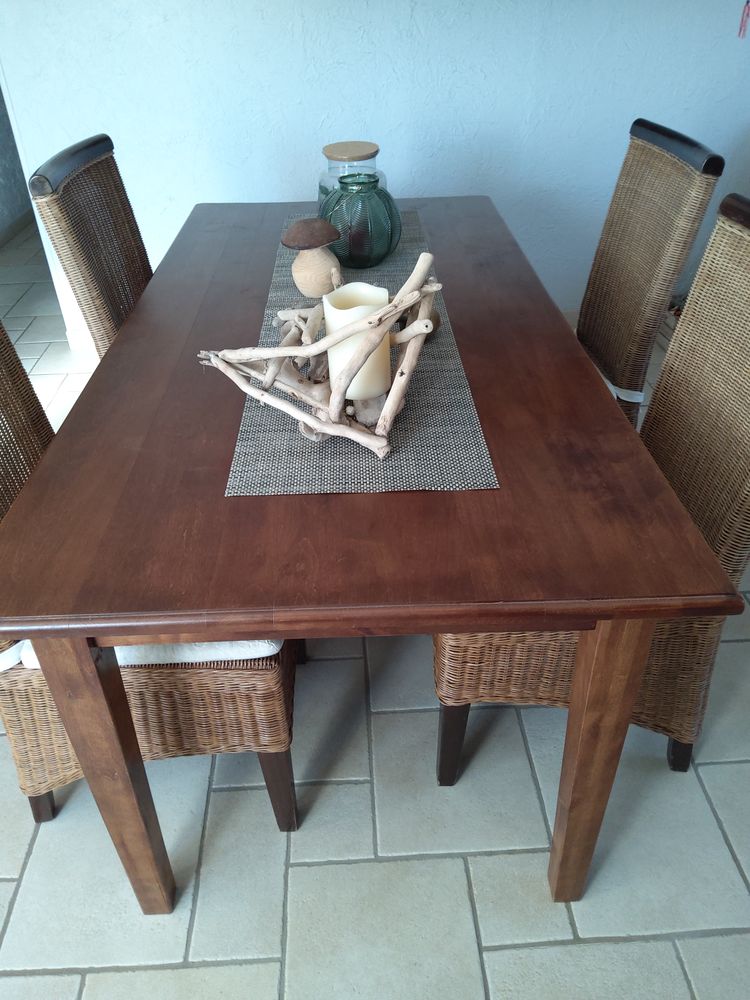 Table s�jour 280 Vidauban (83)
