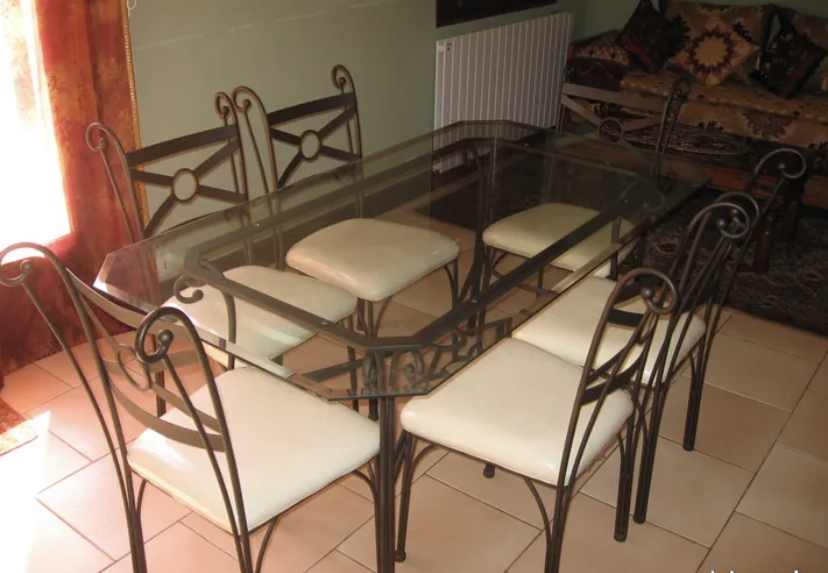 Table de s�jour 150 Angers (49)