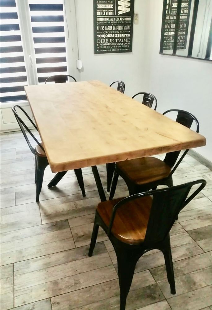 Table style industriel 580 Bompas (66)