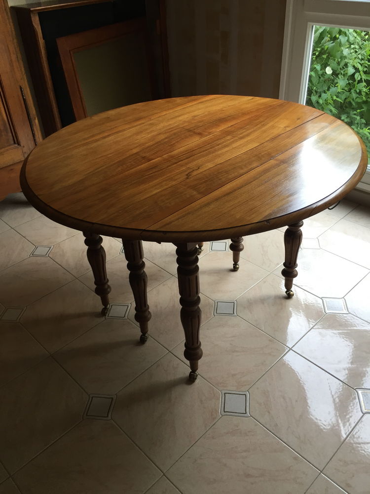 Table style Louis Philippe 300 Les Ulis (91)