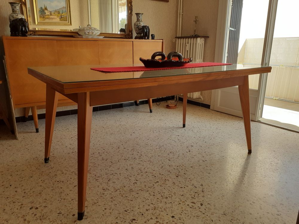 Table style scandinave 300 Toulon (83)