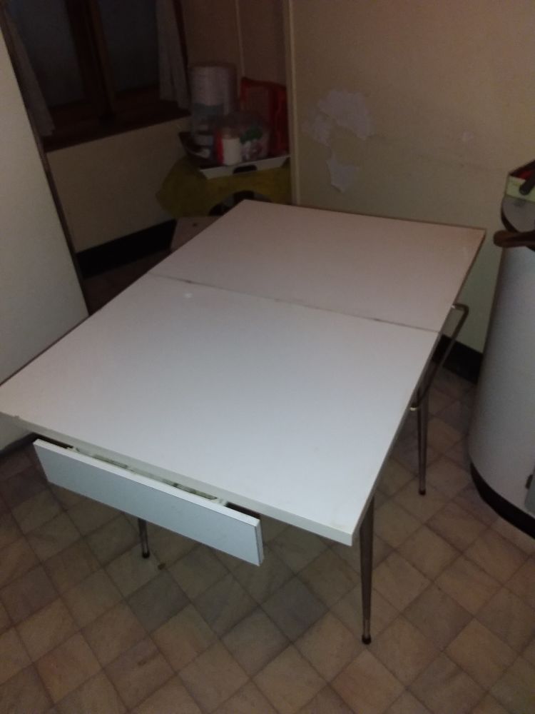 table et tabouret formica 35 Doussard (74)