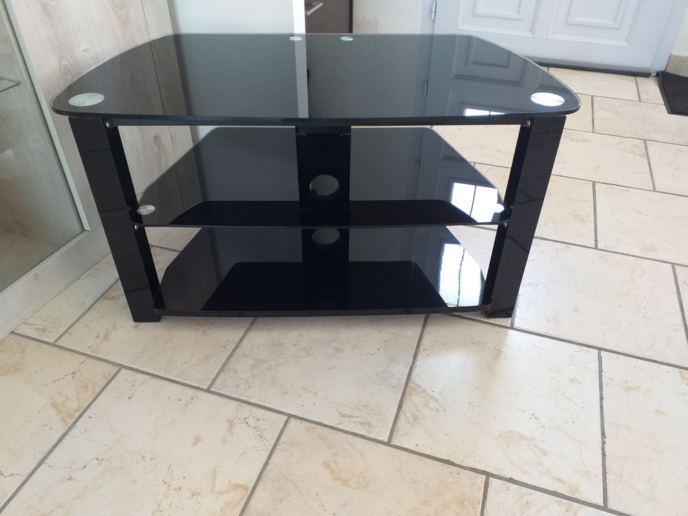 Table de t�l� 50 Vendeuvre-du-Poitou (86)