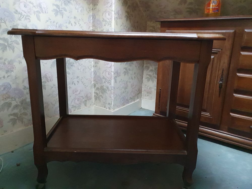 table t�l�viseur ch�ne massif 45 Ablon-sur-Seine (94)