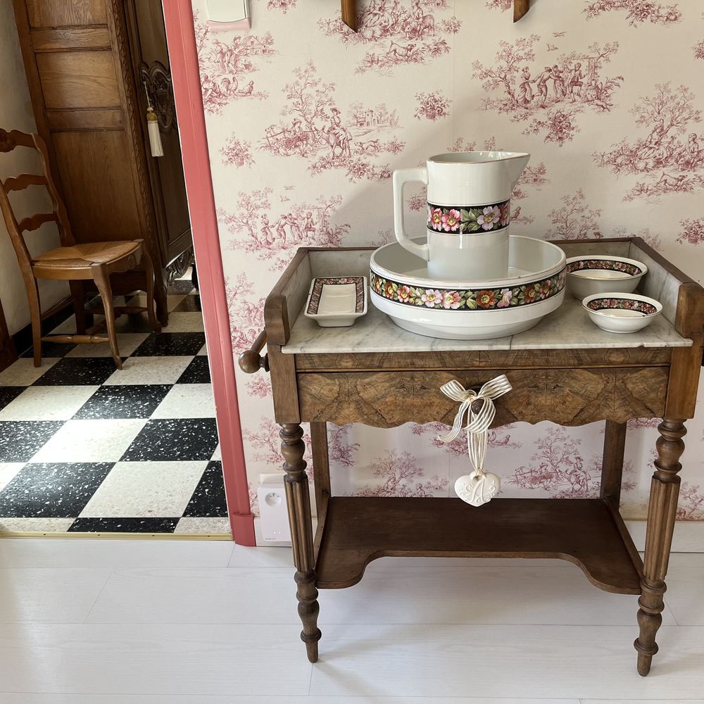 Table de toilette compl�te et son Miroir 100 Allouville-Bellefosse (76)