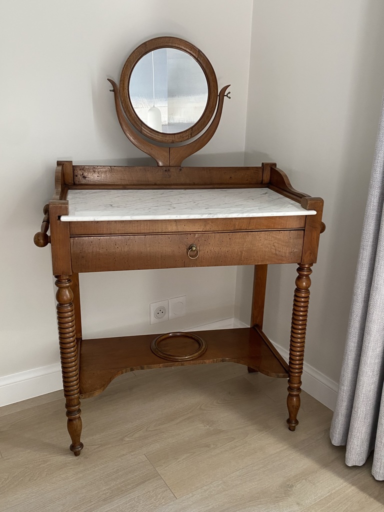 Table de toilette en noyer et marbre blanc 200 Marsilly (17)