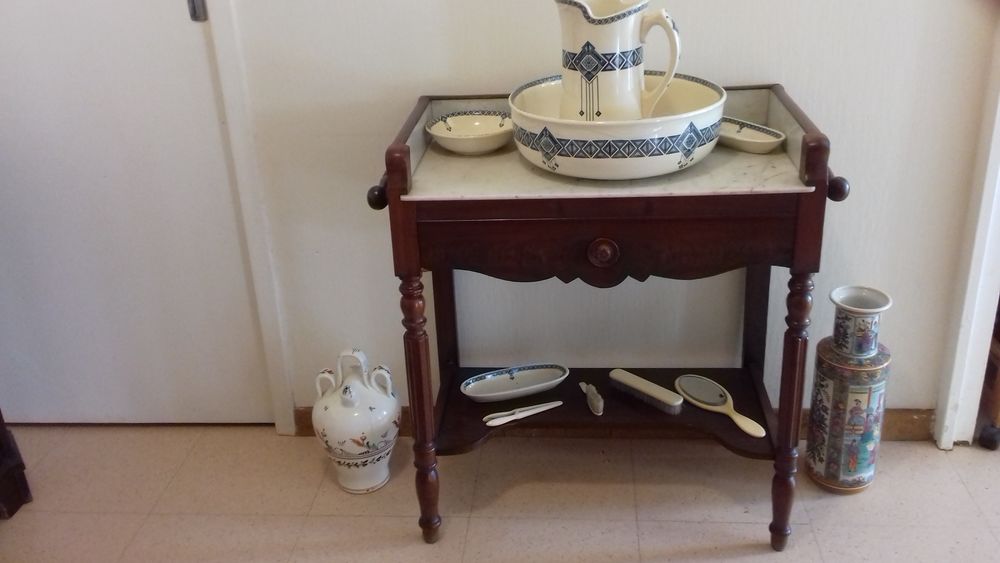 table de toilette 0 Dieppe (76)