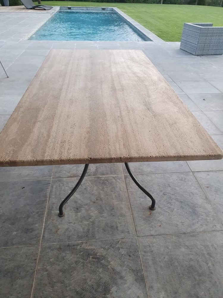 table en travertin roche Bobois 1500 Aix-en-Provence (13)
