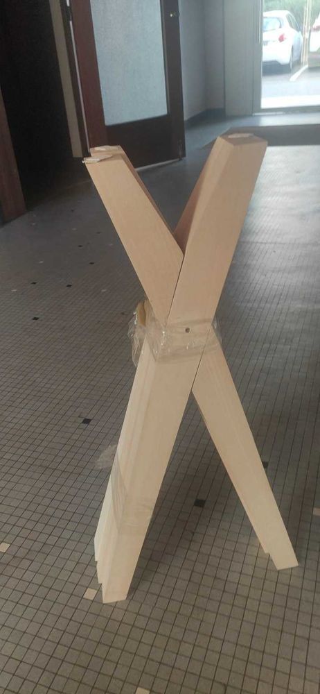 Table en verre 120cmx80 cm avec pieds en bois 35 Choisy-le-Roi (94)