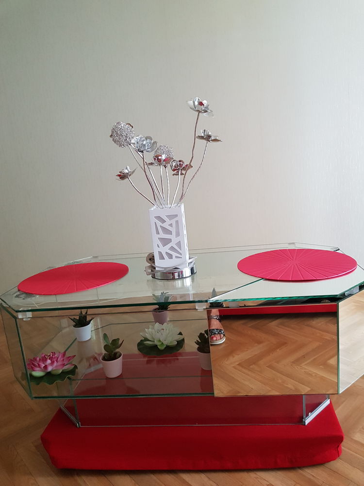 TABLE EN VERRE PLUS PLATEAU  POUR LA D,EPLACEE 180 Paris 13 (75)