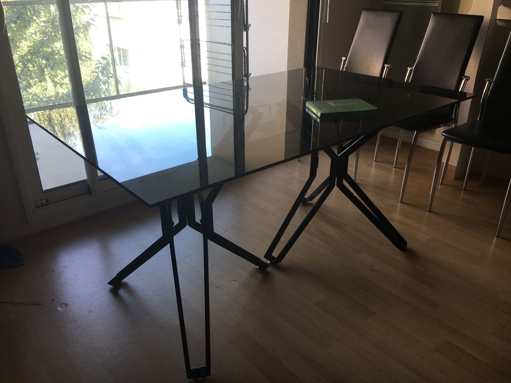 Table en verre tremp� 130e 130 Cesson-S�vign� (35)