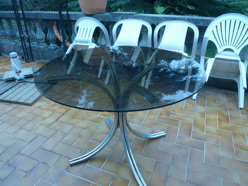 table en verre 70 N�mes (30)