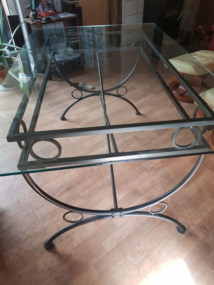 Table en verre 200 Castelnau-d'Auzan (32)