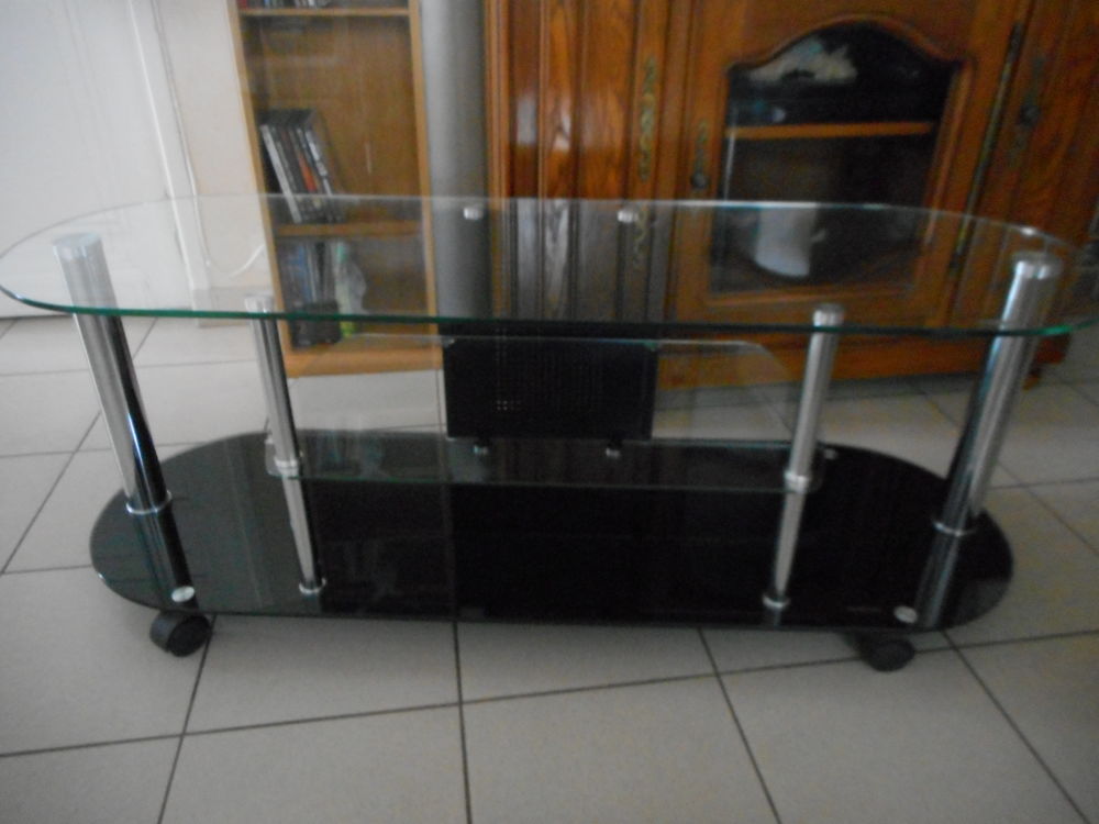 Table TV en verre 0 Saint-Vigor-des-M�zerets (14)