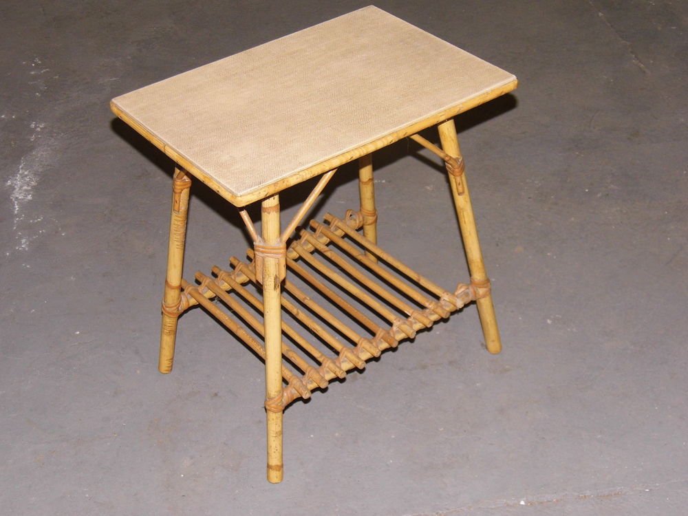 Table vintage rotin porte revues bambou table salon sellette ann�es 60 40 Dunkerque (59)