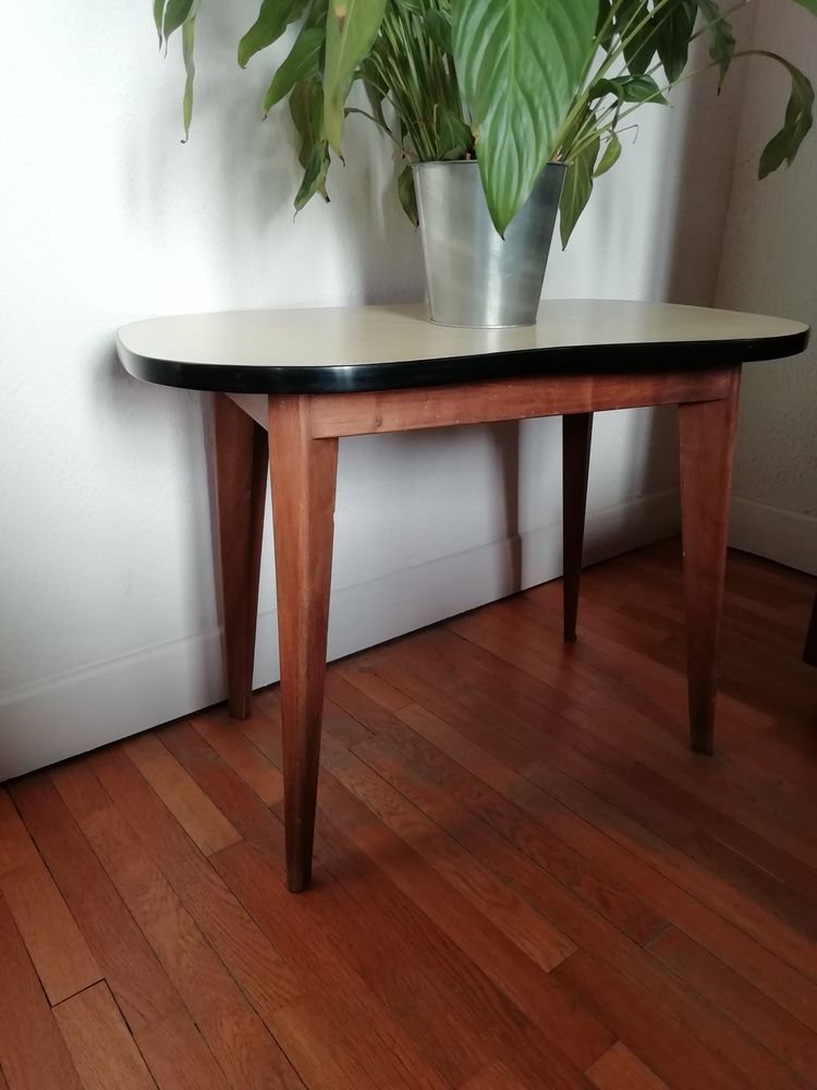 table vintage 100 Le Montet (03)