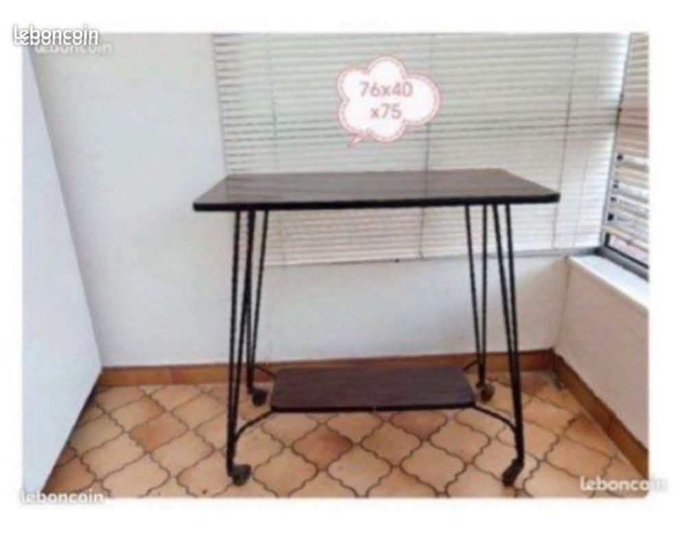 Table TV vintage 10 Saint-Genest-Lerpt (42)