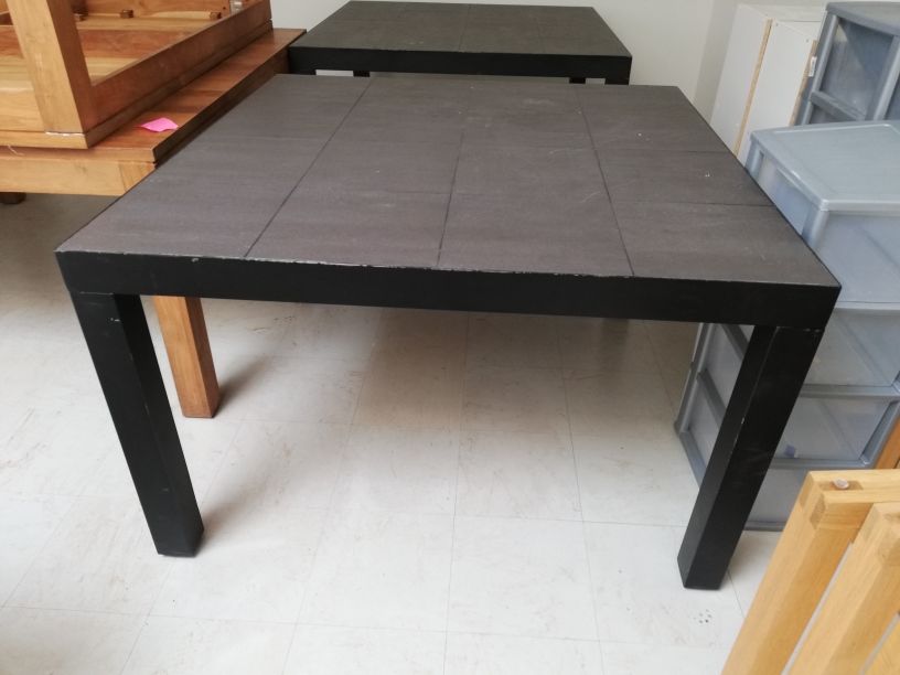 Table 100 Fleury-les-Aubrais (45)