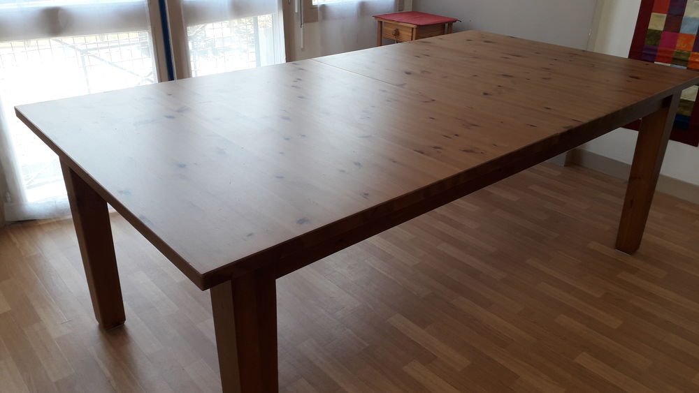 TABLE 130 Quimper (29)