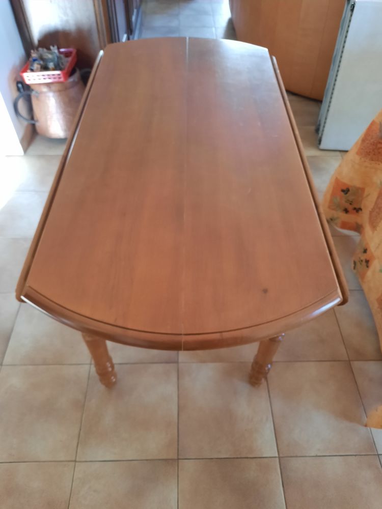 Table 80 Laragne-Mont�glin (05)