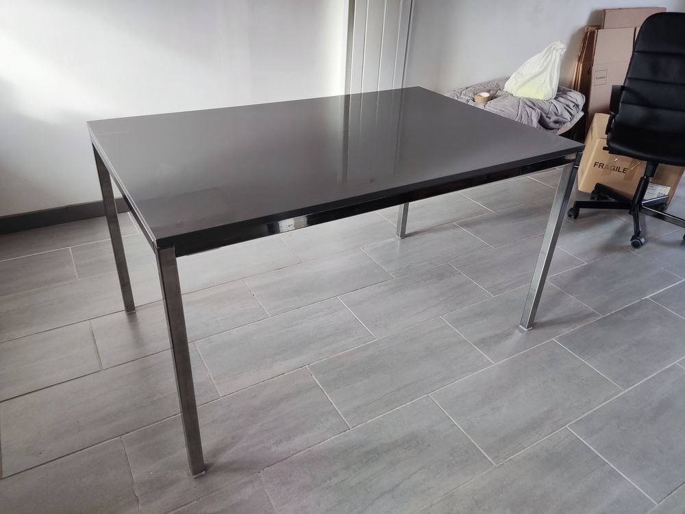 Table 70 Chelles (77)