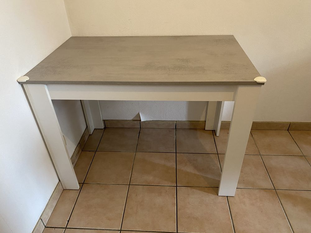 Table 50 La Chapelaude (03)