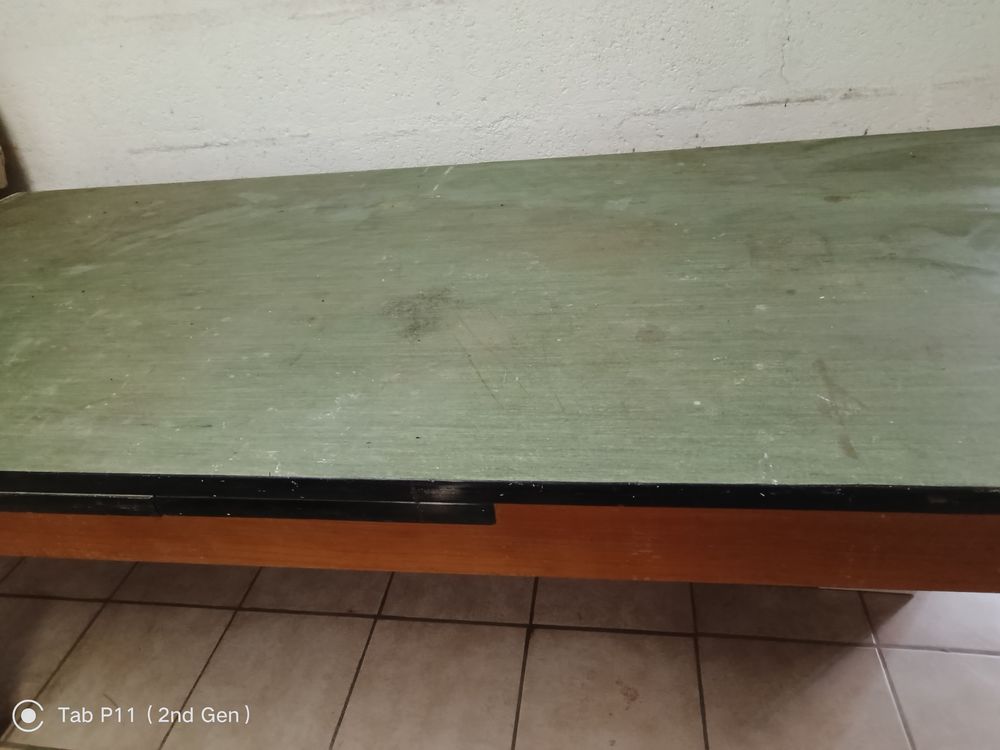 Table 200 Villers-sur-le-Roule (27)