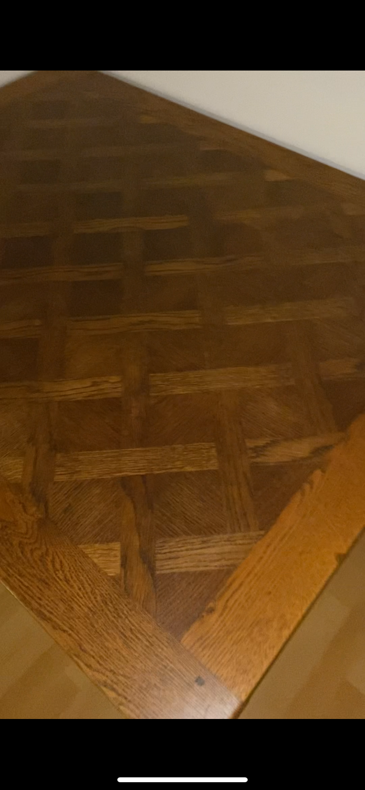 Table 220 Rueil-Malmaison (92)