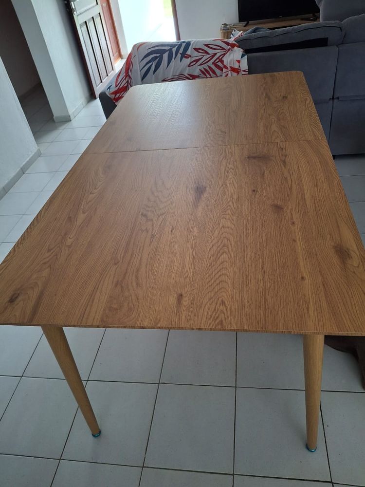 table 100 Guadeloupe (97)